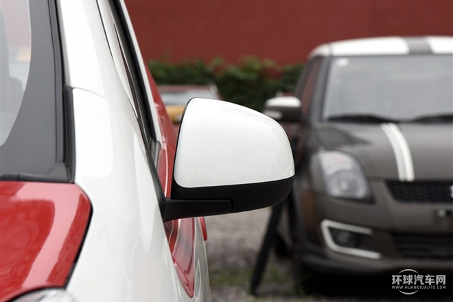 2015款 1.0L 自動限定型