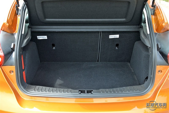 2015款 兩廂 1.0L GTDi 手動超能風(fēng)尚型