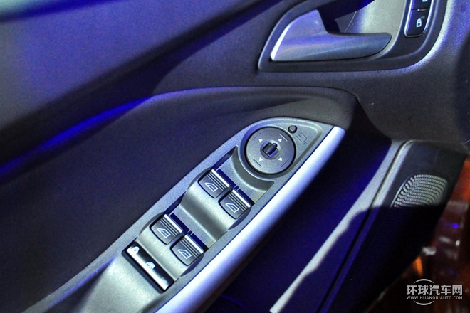 2015款 兩廂 1.5L GTDi 自動運動型