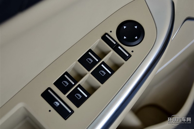 2015款 550 Plug-in 豪華版