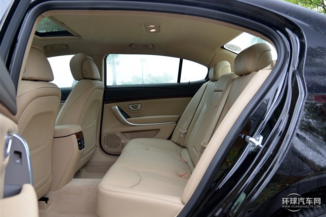 2015款 1.8T 典雅版