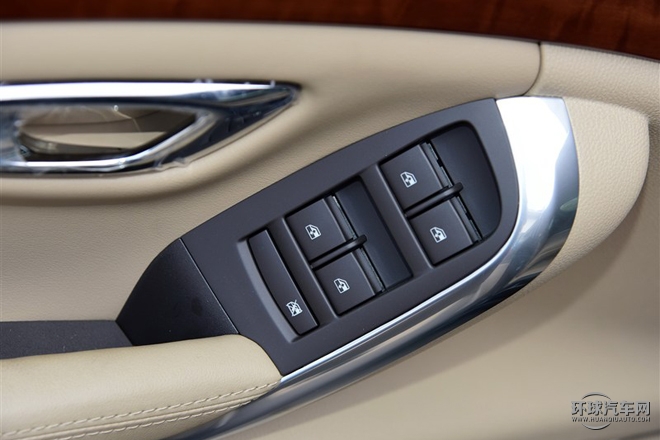 2015款 1.8T 精英版