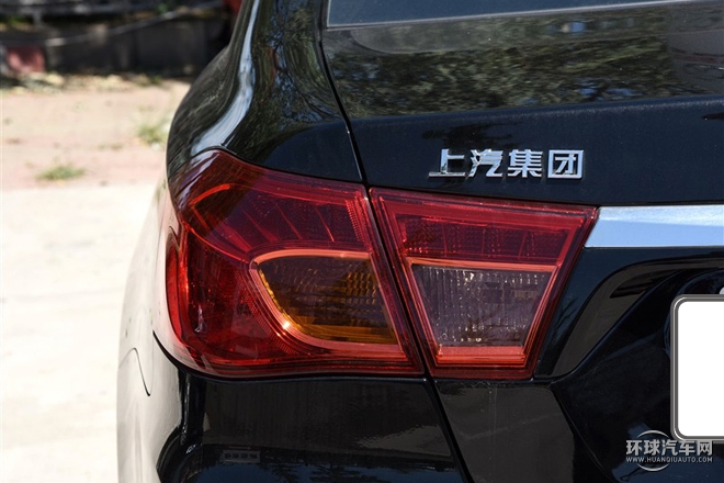 2015款 2.0T 豪華行政版