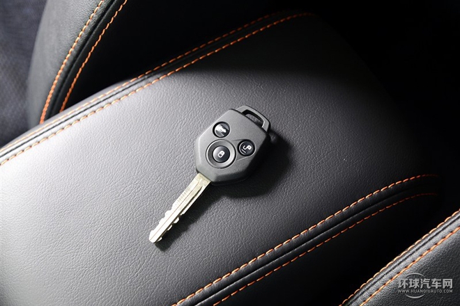 2015款 2.0L 特裝運動版