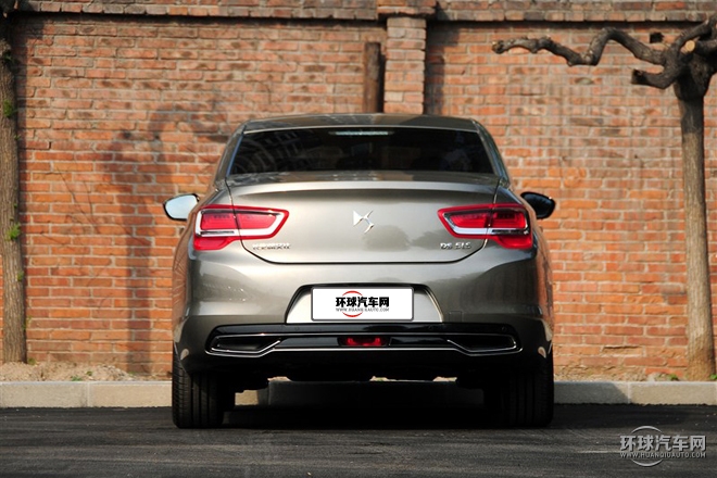 2015款 1.6T 豪華版THP200