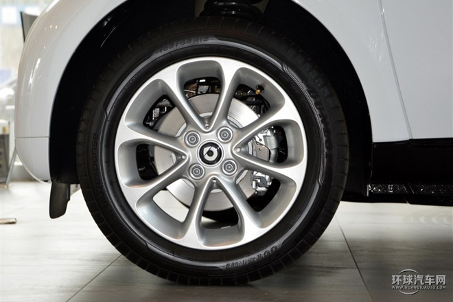 2015款 1.0L 靈動(dòng)版