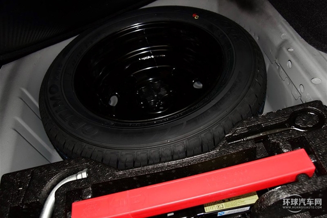 2015款 230TSI 手動豪華版