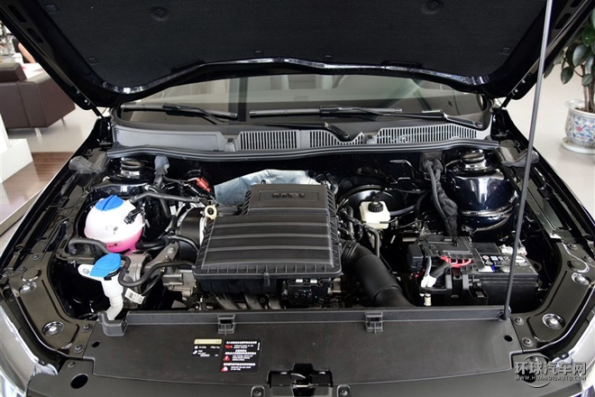 2015款 230TSI 手動豪華版