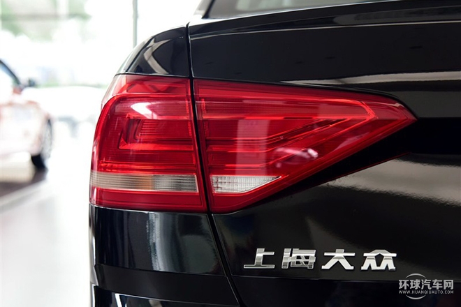 2015款 230TSI 手動豪華版