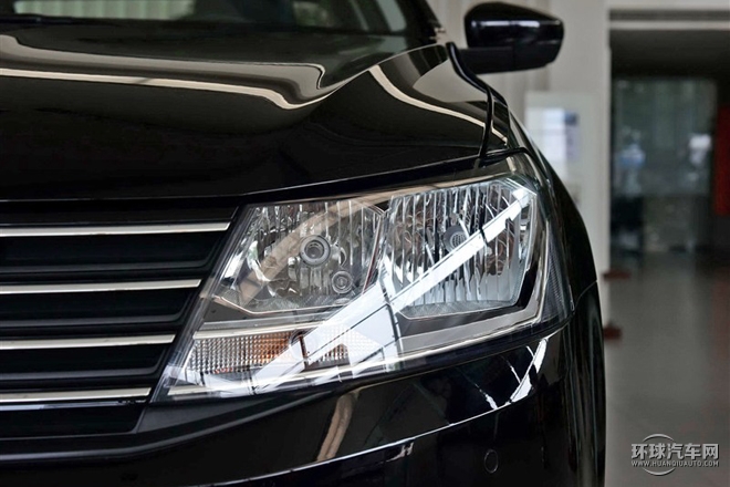 2015款 230TSI 手動豪華版