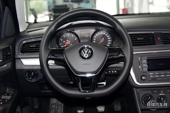 2015款 230TSI 手動舒適版