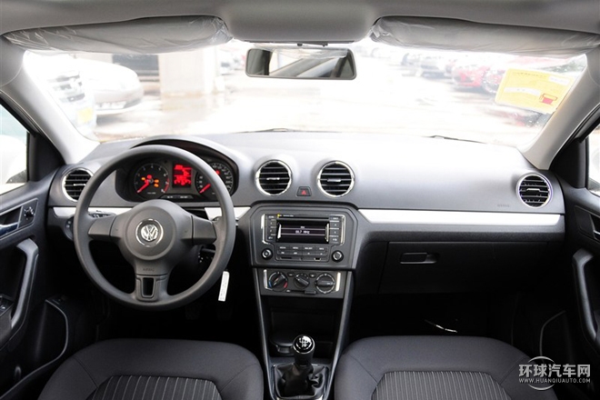 2015款 質(zhì)惠版 1.4L 手動(dòng)舒適型