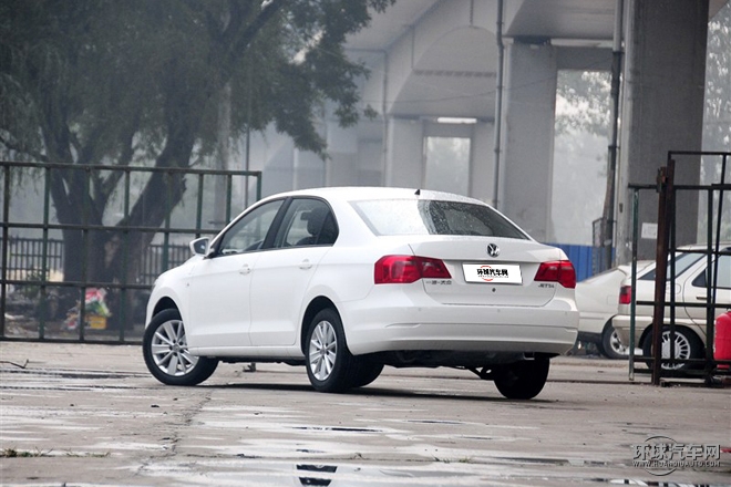 2015款 質(zhì)惠版 1.4L 手動(dòng)舒適型