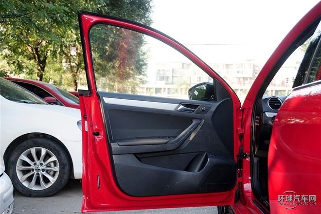 2015款 質(zhì)惠版 1.4TSI 自動(dòng)運(yùn)動(dòng)型