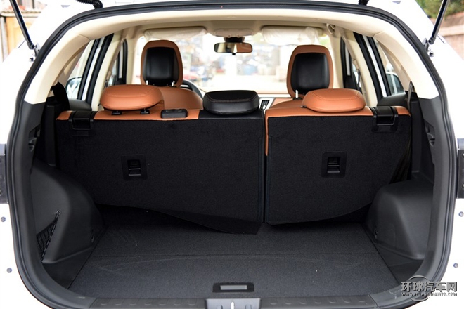 2015款 1.5T 手動精英型