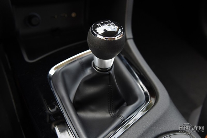 2015款 1.5T 手動精英型