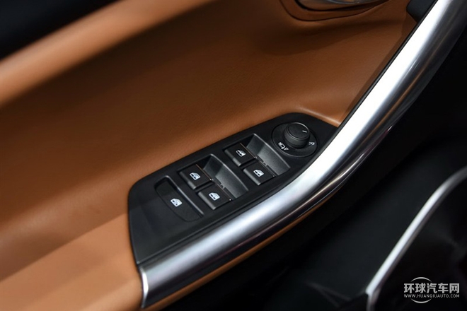 2015款 1.5T 手動(dòng)舒適型