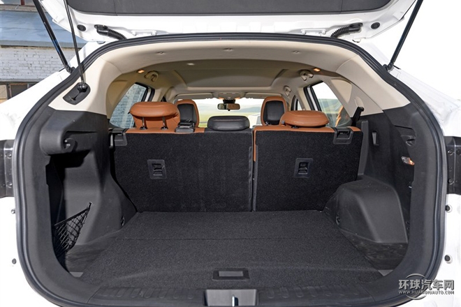 2015款 1.5T 手動(dòng)尊貴型