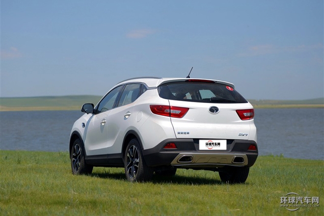 2015款 1.5T 手動尊貴型