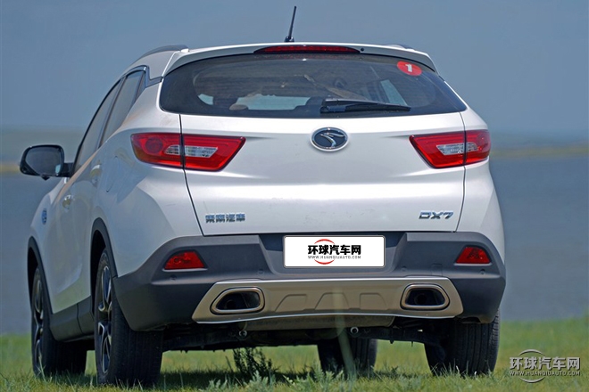 2015款 1.5T 手動尊貴型