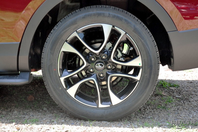 2015款 1.5T 自動豪華型