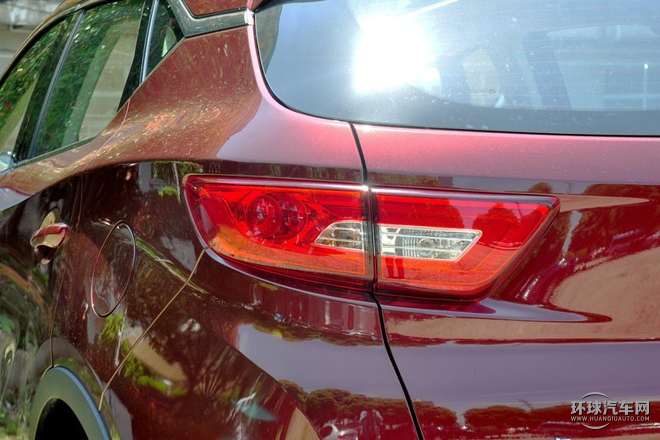 2015款 1.5T 自動豪華型