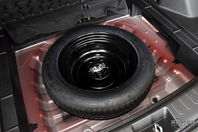 2015款 1.5T 自動尊貴型