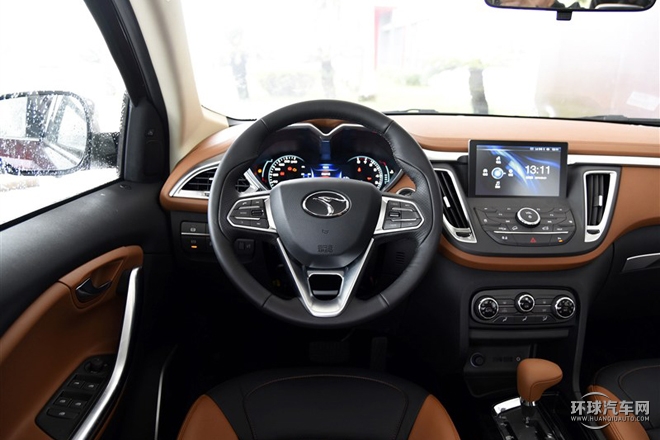 2015款 1.5T 自動尊貴型