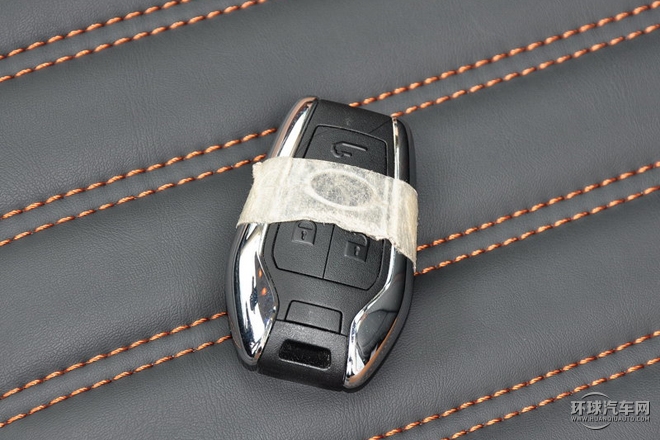 2015款 2.0T 手動運動旗艦型