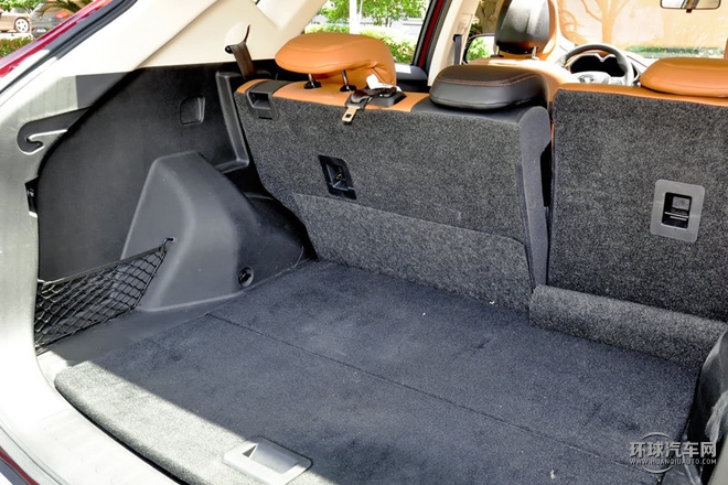 2015款 2.0T 手動運動旗艦型