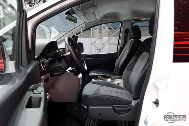 2015款 2.0L 豪華型