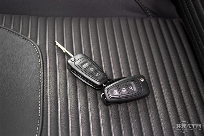 2015款 兩廂 1.0L GTDi 自動超能風尚型