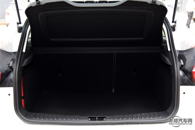 2015款 兩廂 1.6L 自動風(fēng)尚型