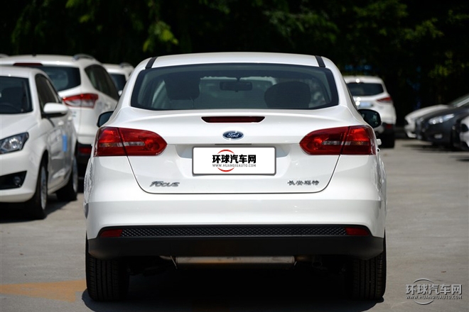 2015款 兩廂 1.6L 自動(dòng)舒適型