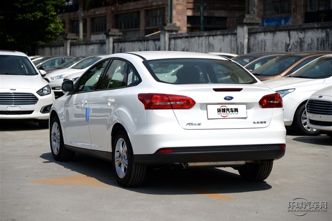 2015款 兩廂 1.6L 自動舒適型