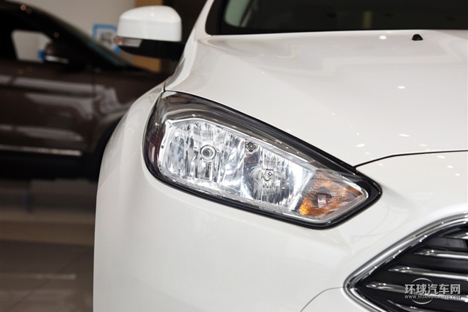 2015款 三廂 1.6L 自動風尚型