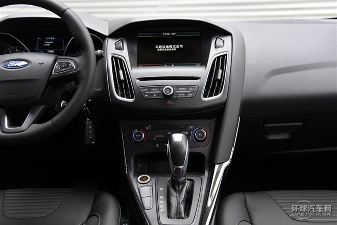 2015款 三廂 1.6L 自動(dòng)舒適型