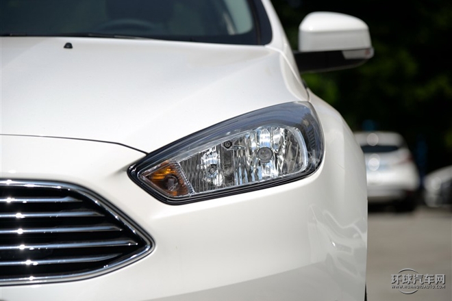 2015款 三廂 1.6L 自動(dòng)舒適型