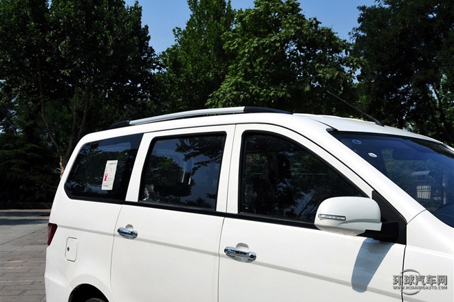 2015款 1.2L 紀念版 標準型