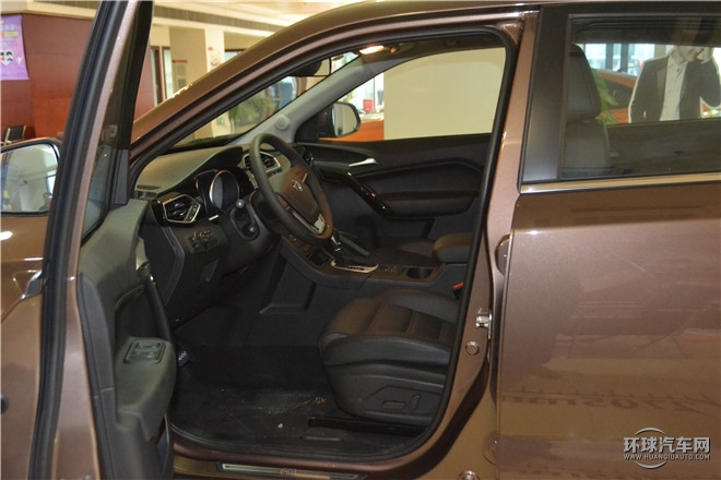 2015款 1.5TGI TST豪華版