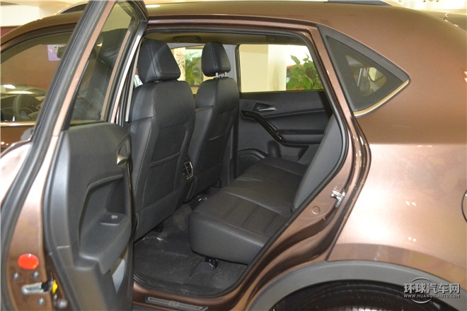 2015款 1.5TGI TST豪華版