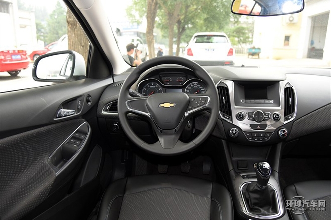 2016款 1.4T 自動兩驅舒適天窗版