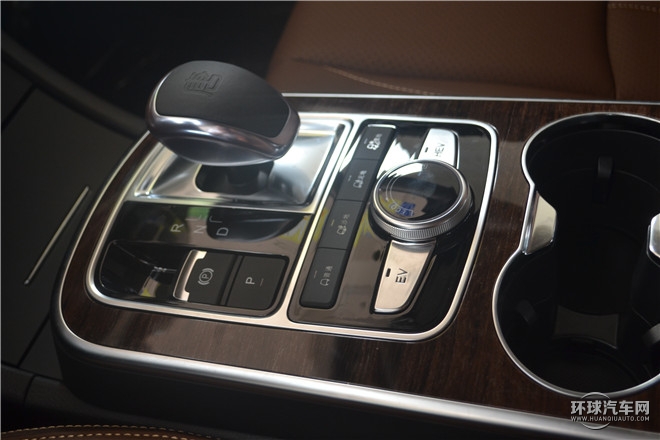 2015款 2.0T 四驅(qū)精英型