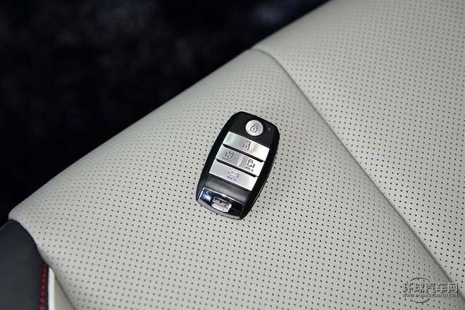 2015款 3.3GDI 舒適版