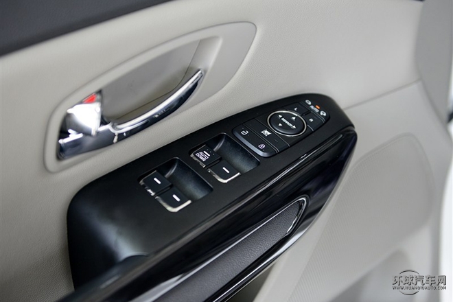 2015款 3.3GDI 舒適版