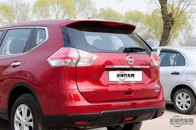 2015款 2.0L CVT舒適MAX版 2WD