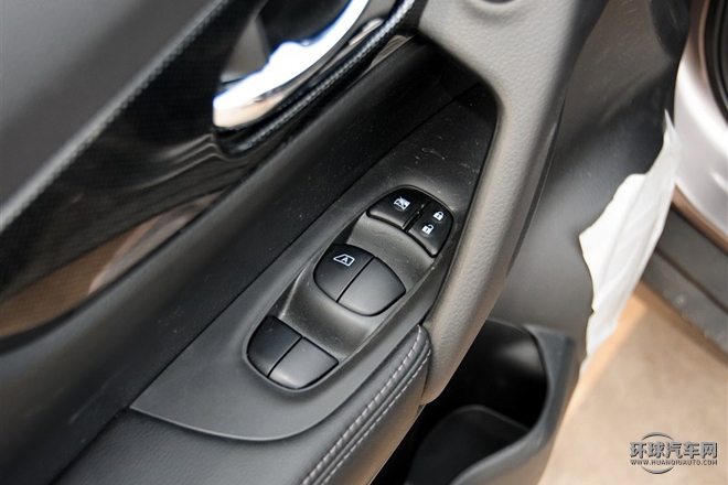 2015款 2.5L CVT領(lǐng)先MAX版 4WD