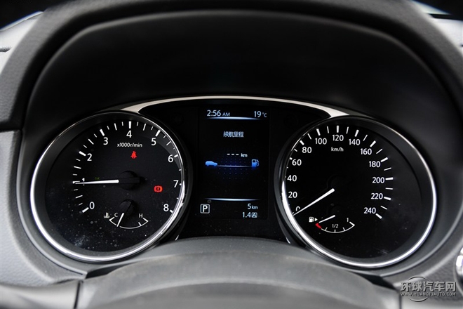 2015款 2.5L CVT領先MAX版 4WD