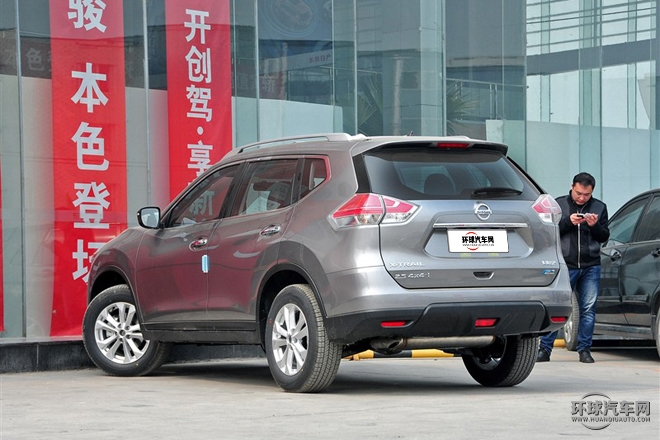 2015款 2.5L CVT領先MAX版 4WD