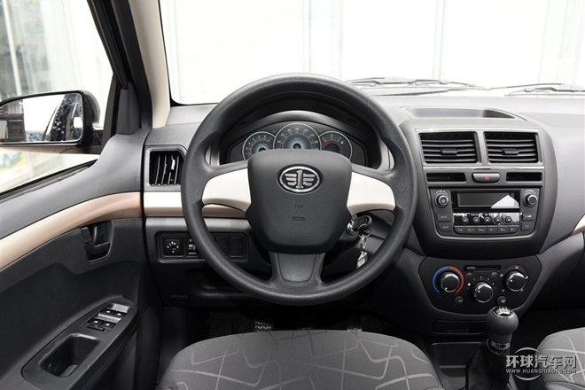 2015款 1.5L 自動(dòng)進(jìn)取型